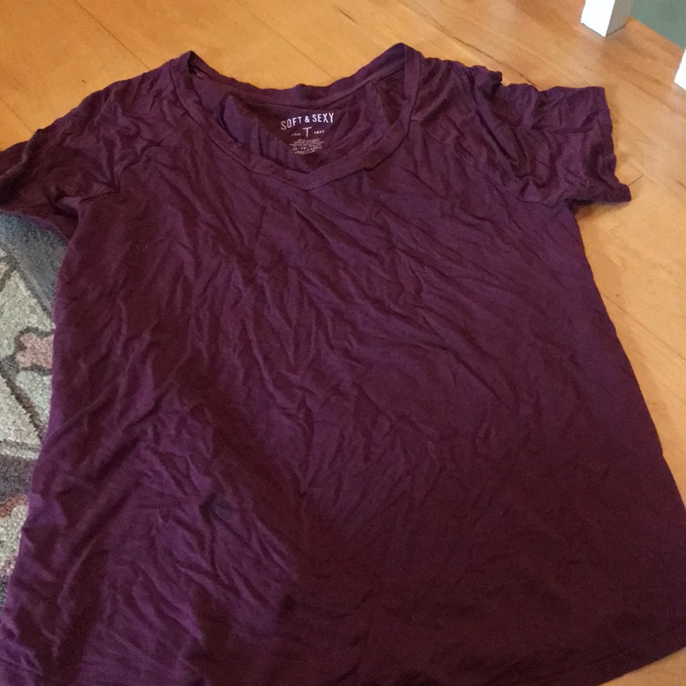 Soft and sexy American eagle shirt
